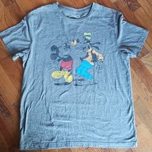 Mickey & Goofy t shirt